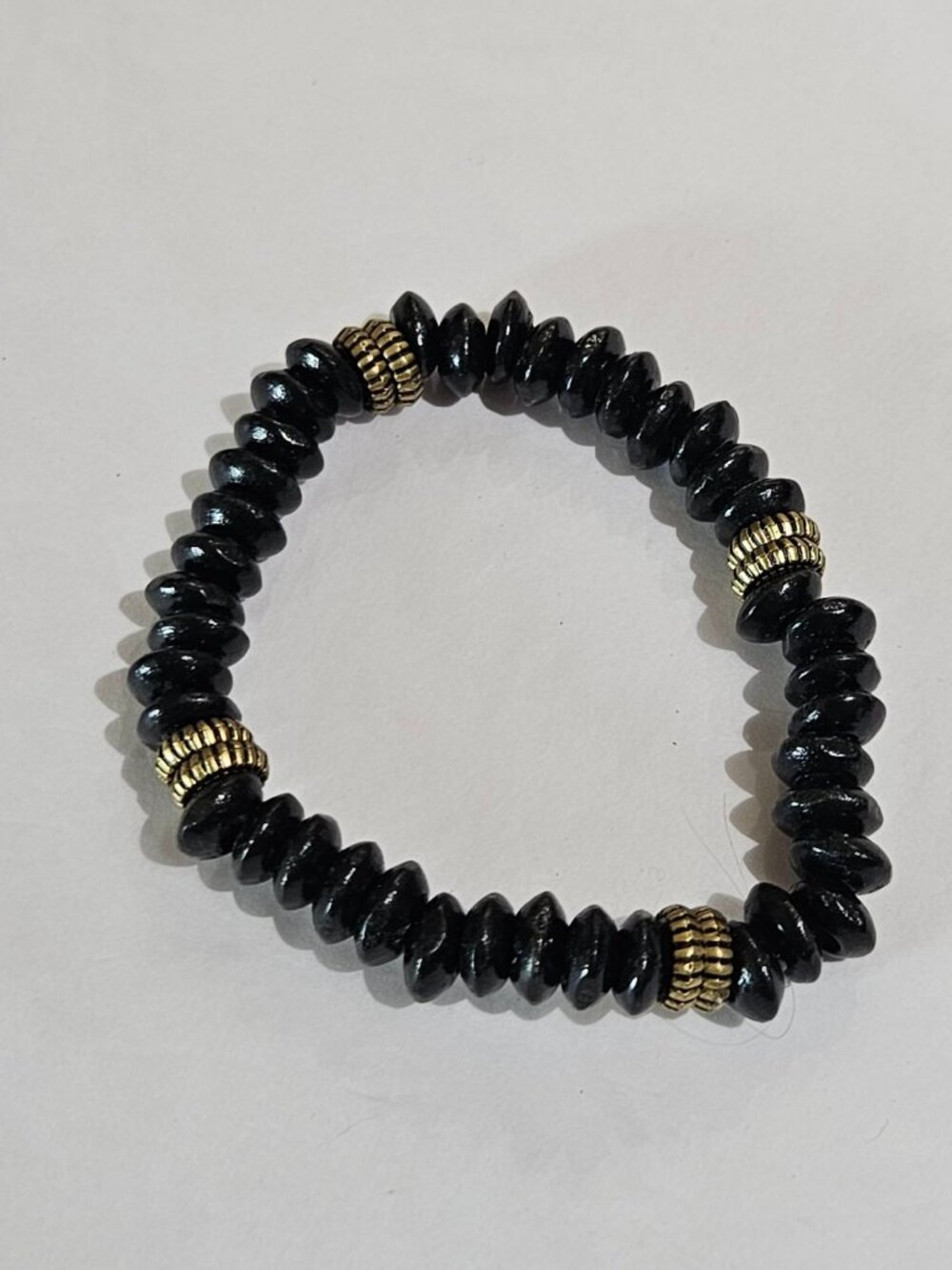 Black Wooden Beaded Stretchy Bracelet Goldtone 5.75 inches Unstretched